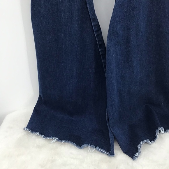 Free People Just Float On Flare Raw Hem Stretch Jeans Casual Med Wash Size 24 - Picture 4 of 8